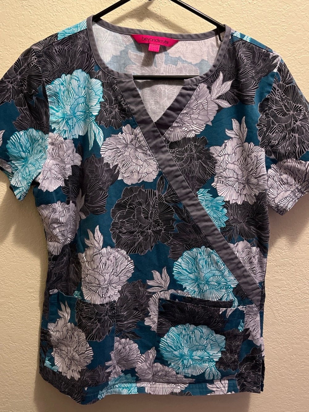beyondscrubs Teal Floral Wrap Scrub Top